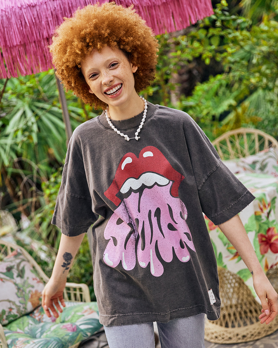 Vintage Wash Stones Mouth Logo T-Shirt Lifestyle 2